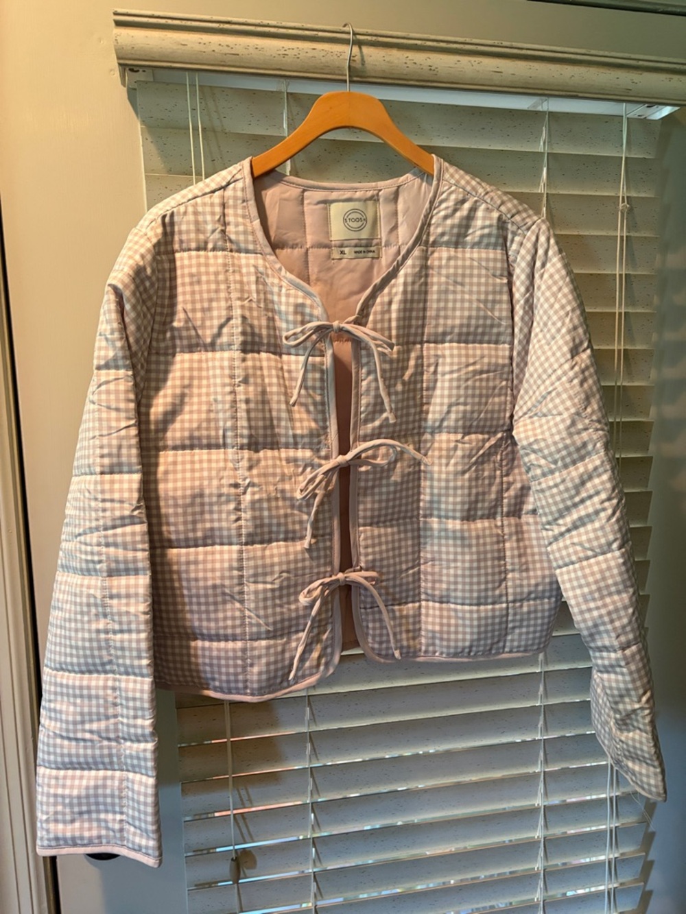 Toad&Co khaki Gingham Quilted Tie-Front Puffer Jacket